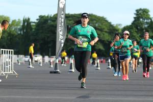 BIB: 
                            <button type="button" onclick="openModal(5172951)" class="btn btn-primary btn-sm float-right btn-popup" data-toggle="modal" data-target=".modal-high-quality">
                        <i class="fas fa-shopping-cart"></i> Add to Cart
                    </button>
                                            <button type="button" onclick="isThisMe(5172951, true)" class="btn btn-success btn-sm float-right btn-popup btn-isme hidden" data-toggle="tooltip" data-placement="bottom" title="นี่คือรูปของคุณใช่ไหม คลิกที่นี่เพื่อเอาเข้าอัลบั้ม">
                        <i class="fas fa-plus"></i> Add to album
                    </button>
                    <button type="button" onclick="isThisMe(5172951, false)" class="btn btn-warning btn-sm float-right btn-popup btn-isnotme hidden">
                        <i class="fas fa-ban"></i> Remove from album
                    </button>